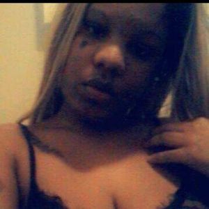 Meet your Posher, Dolly